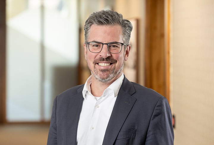 Dr. Michael Steiner