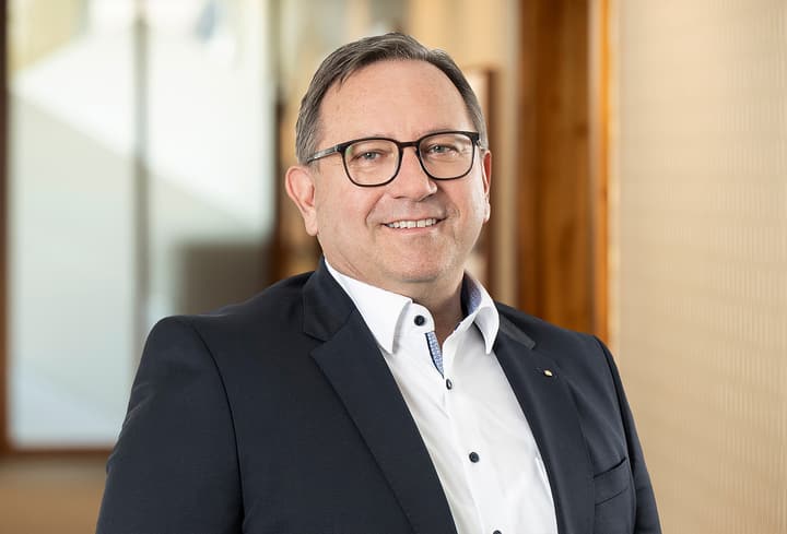 null Jürg Hunkeler
